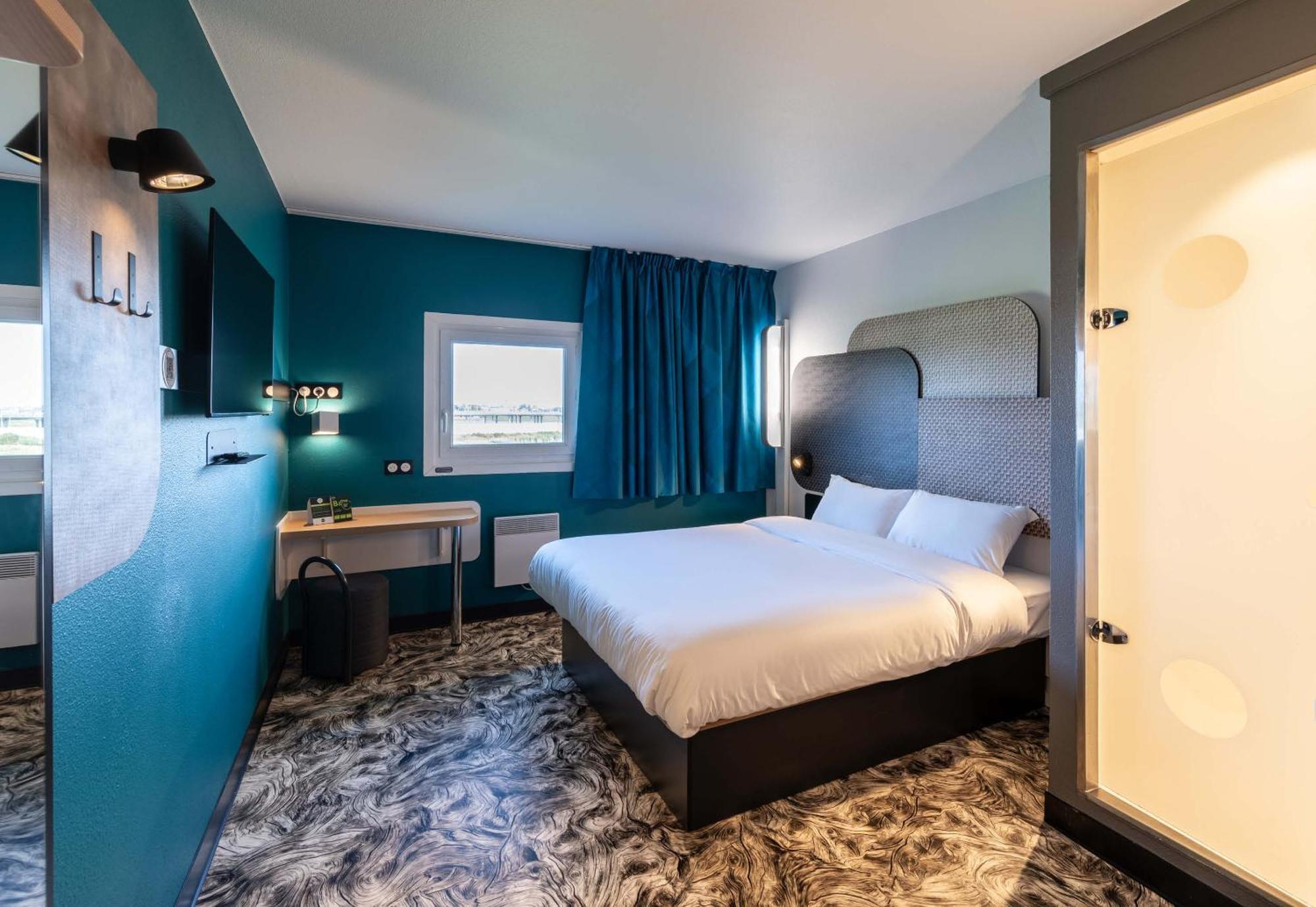 B&B Hotel Calais Terminal Cite Europe 2 Etoiles Coquelles Exteriör bild